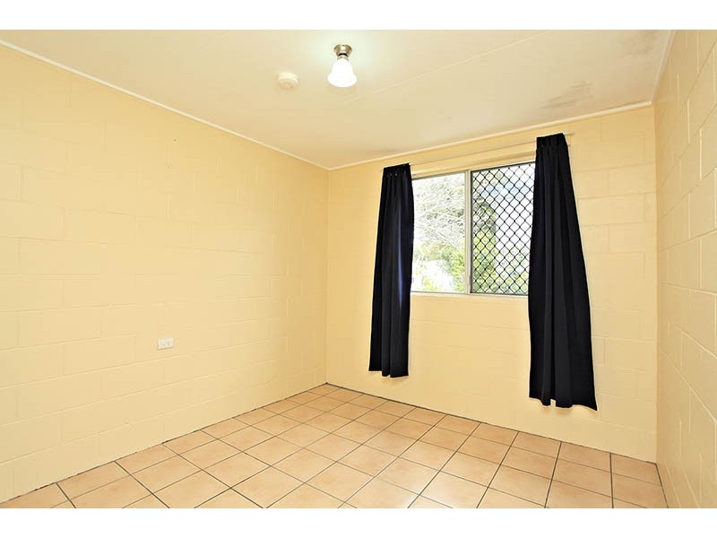 1/28 Eversleigh Rd, Scarborough QLD 4020