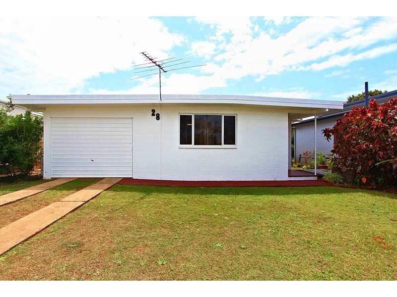 1/28 Eversleigh Rd, Scarborough QLD 4020