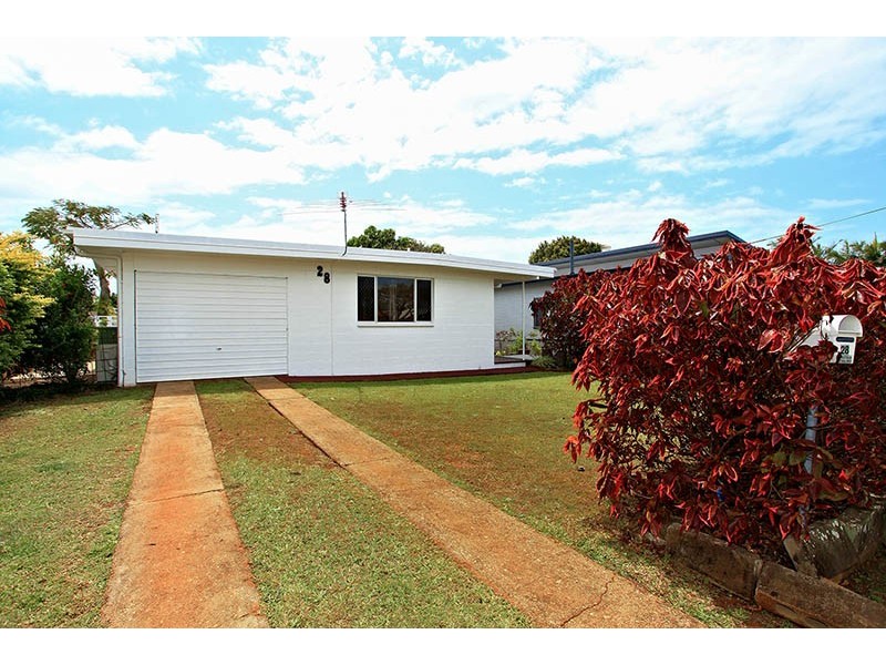 1/28 Eversleigh Rd, Scarborough QLD 4020