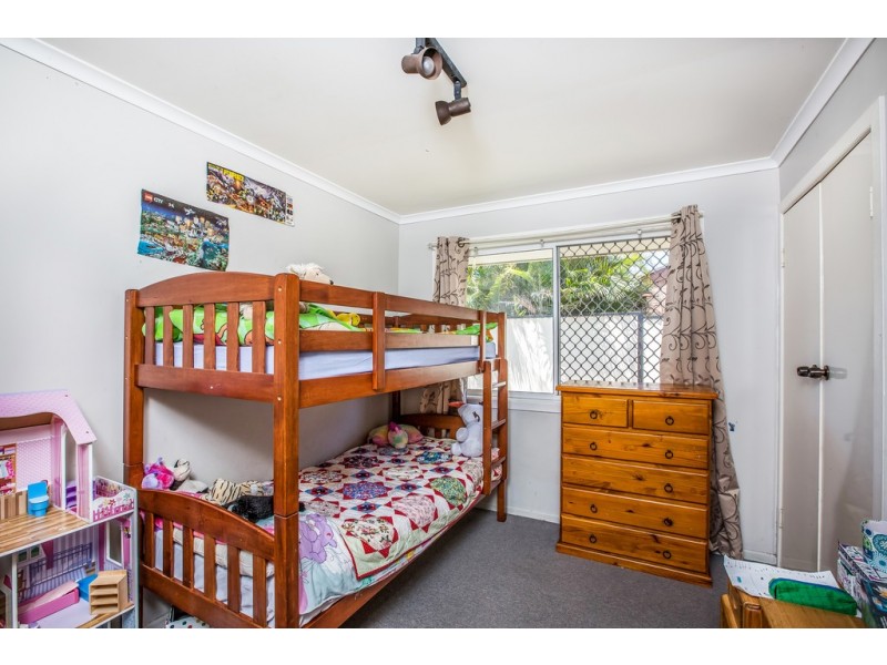 18 Arafura Court, Kippa-ring QLD 4021