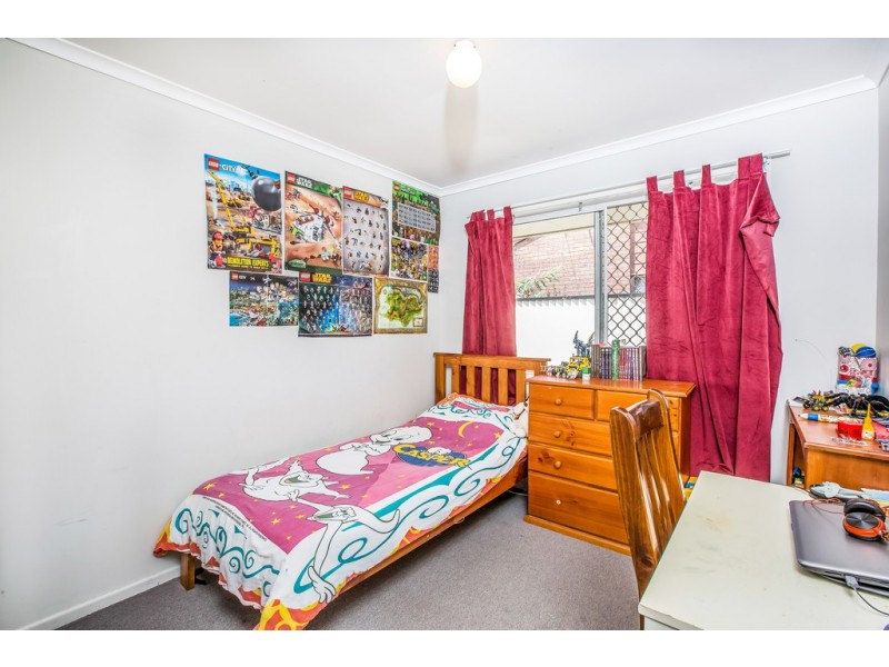 18 Arafura Court, Kippa-ring QLD 4021