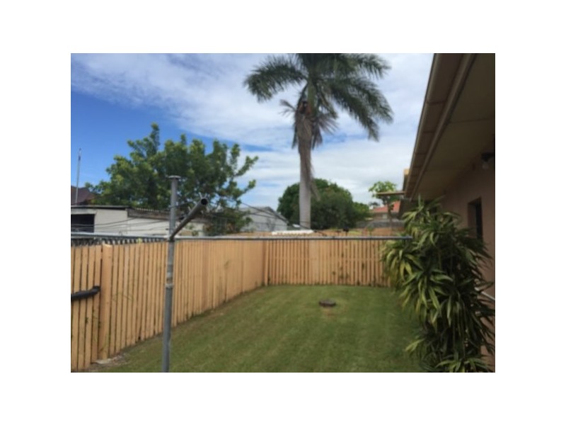 2/83 Duffield Road, Margate QLD 4019