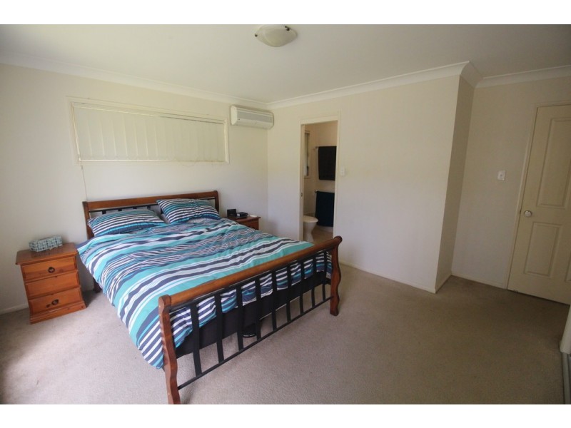81 Collins Street, Woody Point QLD 4019