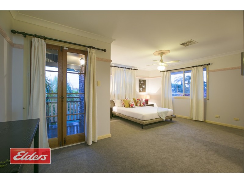 151 Ashmole Road, Newport QLD 4020