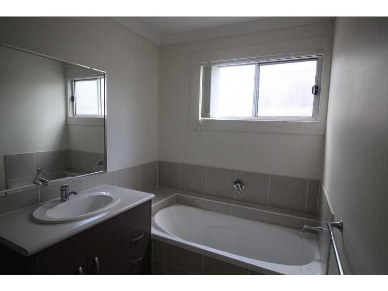 2/7 Duke Street, Clontarf QLD 4019