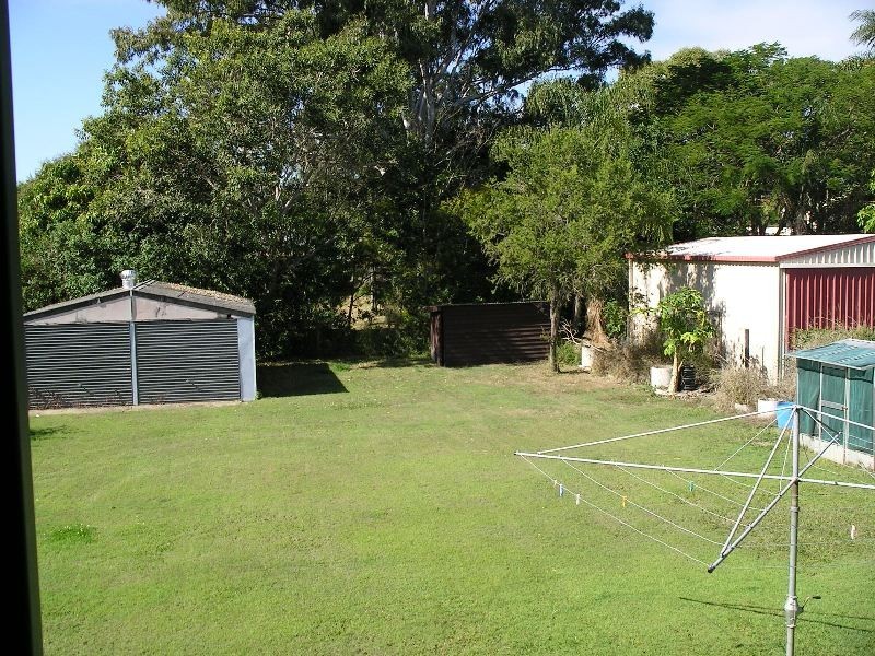 42 Palmtree Avenue, Scarborough QLD 4020