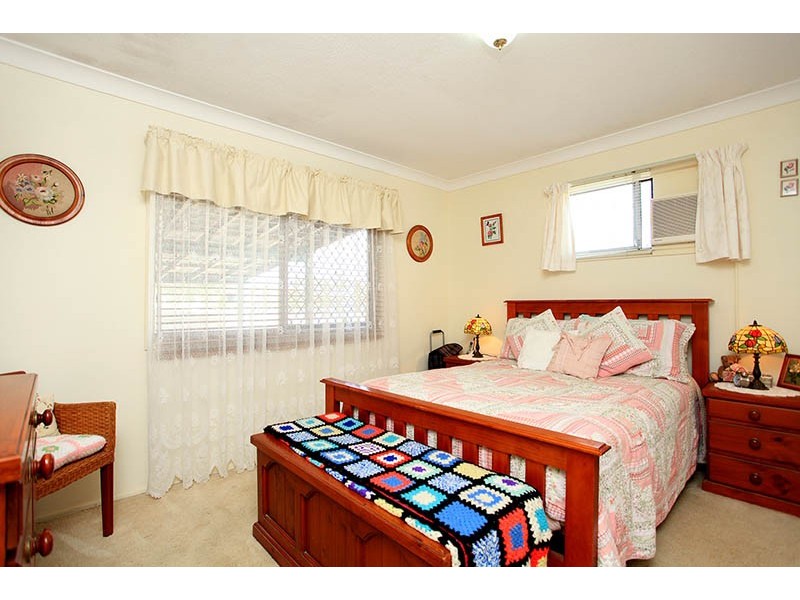 23 Redbank Road, Redcliffe QLD 4020
