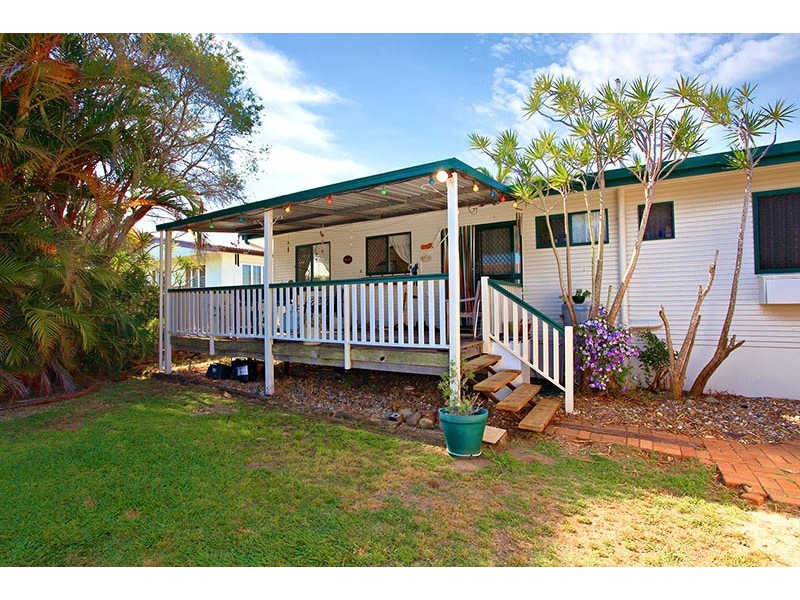 23 Redbank Road, Redcliffe QLD 4020