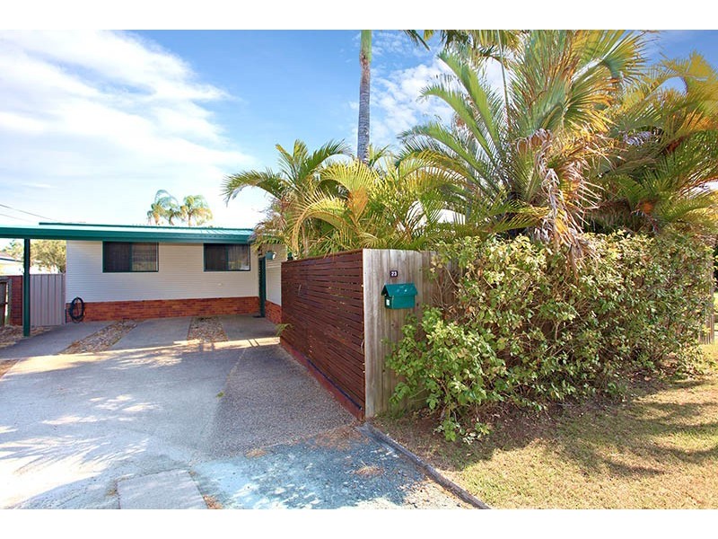23 Redbank Road, Redcliffe QLD 4020