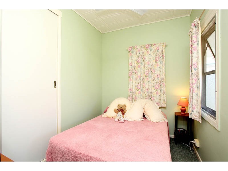 39 John Street, Redcliffe QLD 4020