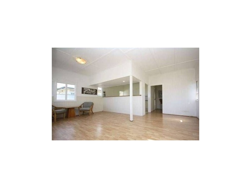 355 Oxley Avenue, Margate QLD 4019