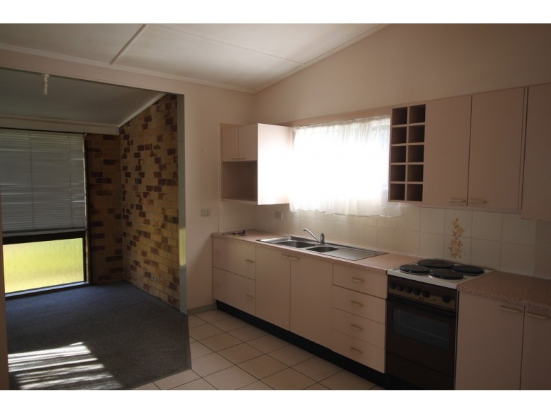 104 Laura street, Clontarf QLD 4019