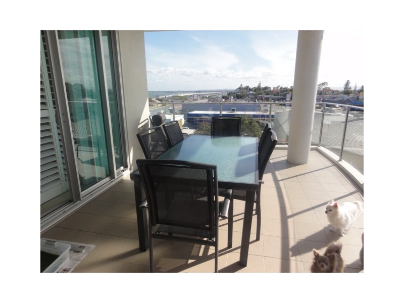 18/1 Angus, Clontarf QLD 4019