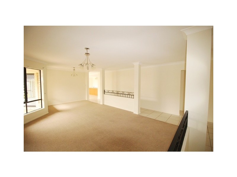 17 Cadell Crescent, Rothwell QLD 4022