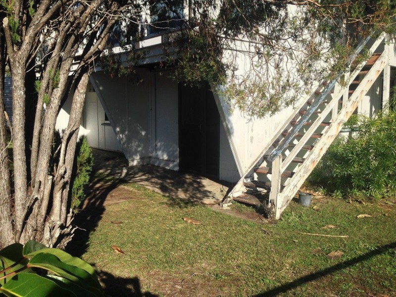 1/3 Ella Street, Redcliffe QLD 4020