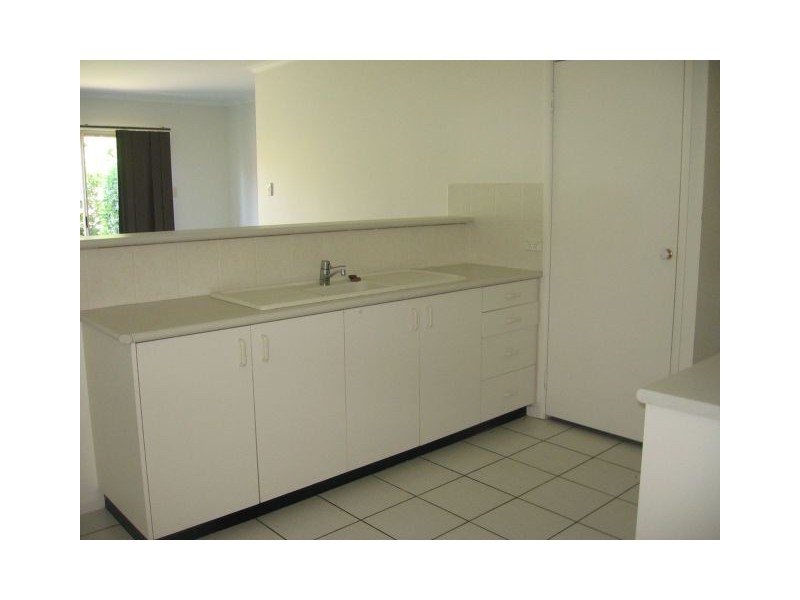 5/5 Cornelius St, Clontarf QLD 4019