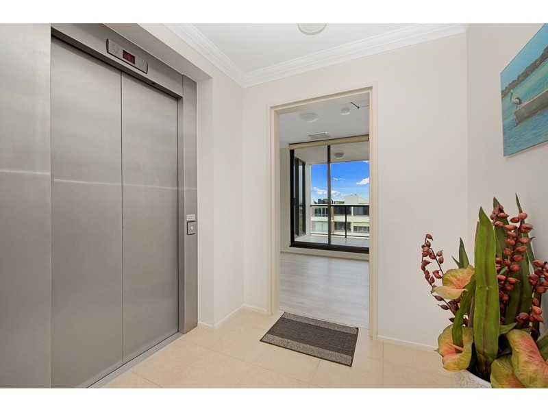 21/55 Marine Parade, Redcliffe QLD 4020