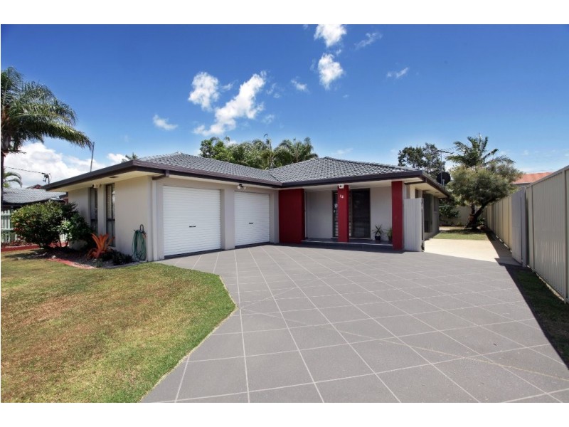 12 Matthew Street, Scarborough QLD 4020