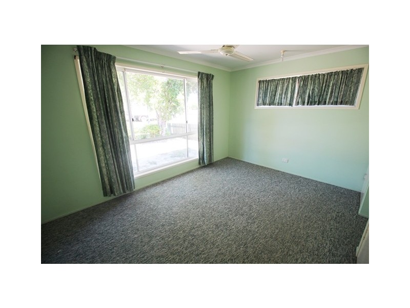 1/12 Woodland Street, Rothwell QLD 4022