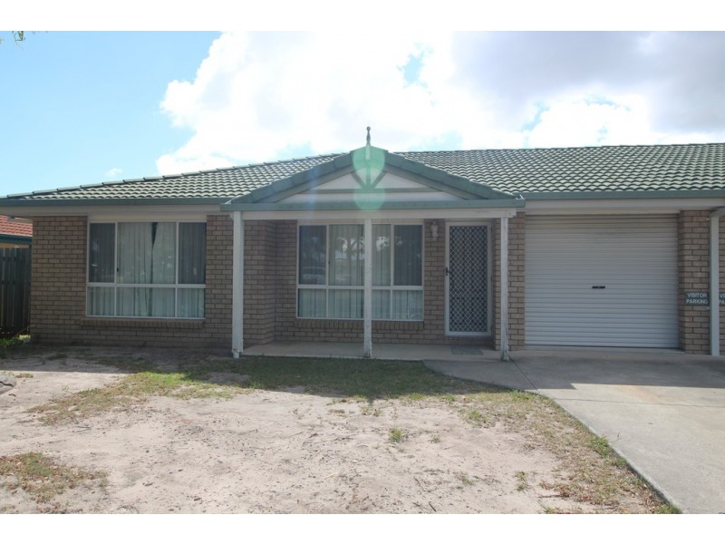 2/12 Woodland Street, Rothwell QLD 4022