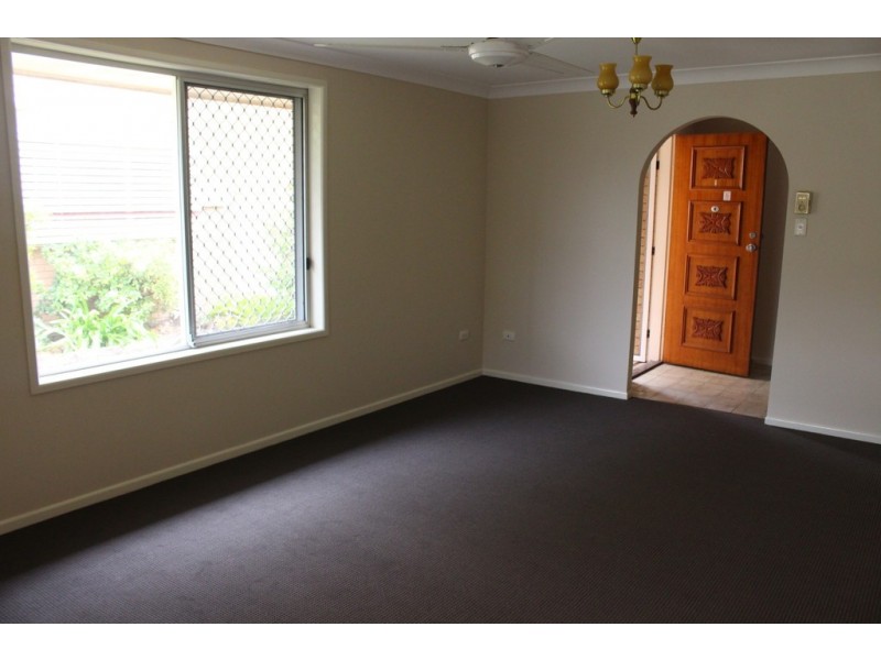 26 La Salle Drive, Scarborough QLD 4020