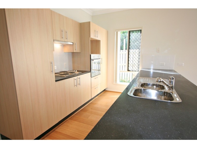 98 Maine Road, Clontarf QLD 4019