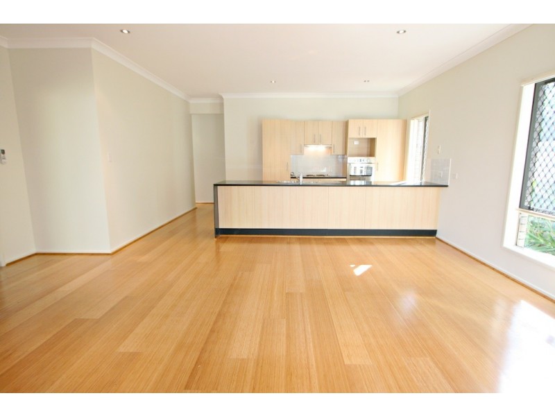 98 Maine Road, Clontarf QLD 4019