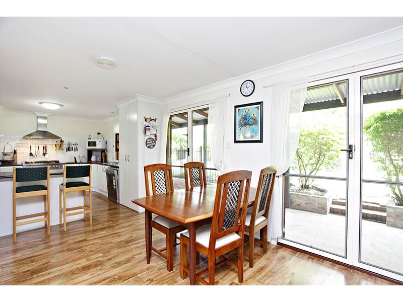 2 Abelia Crescent, Kippa-ring QLD 4021