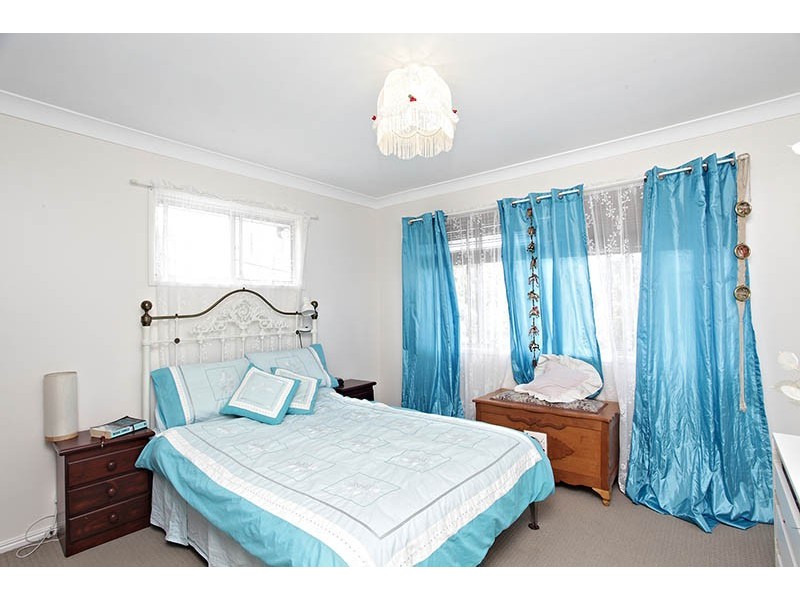 2 Abelia Crescent, Kippa-ring QLD 4021