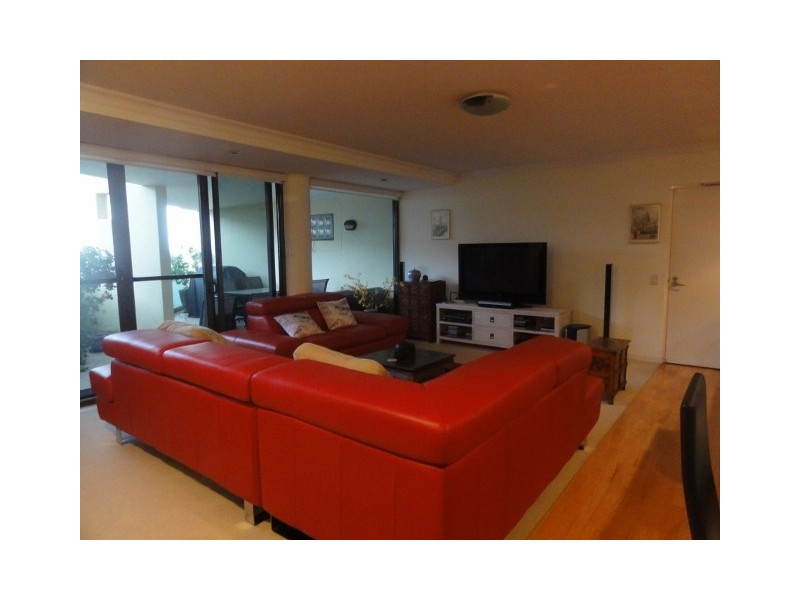 2/36 Prince Edward Parade, Redcliffe QLD 4020