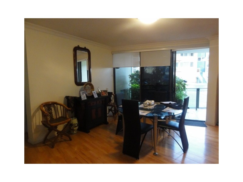 2/36 Prince Edward Parade, Redcliffe QLD 4020