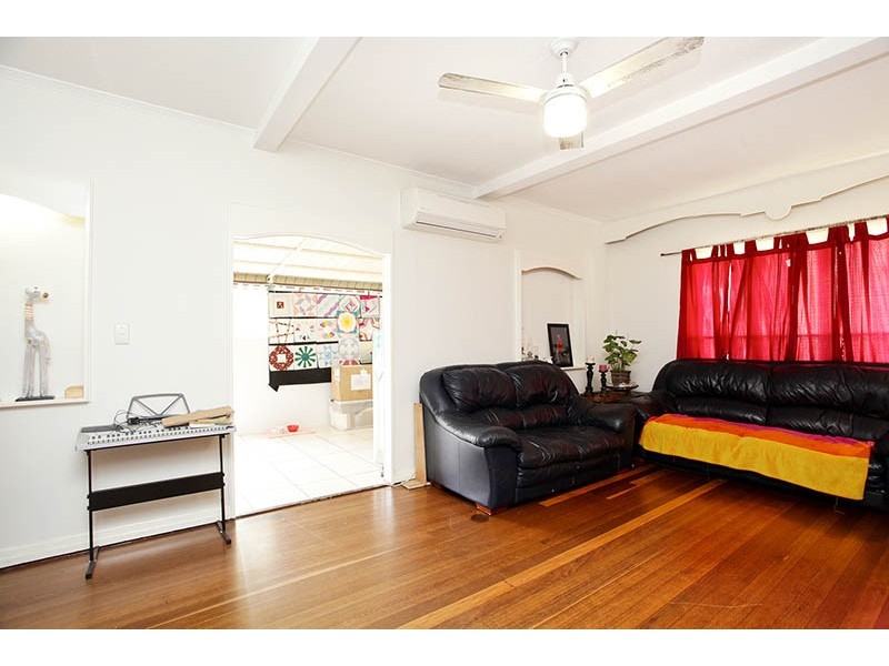 35 Highland St, Redcliffe QLD 4020