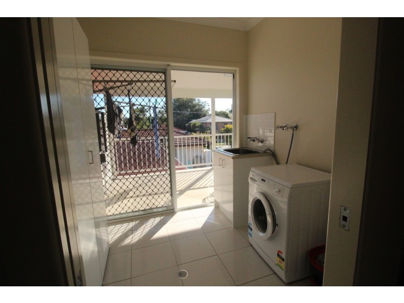 2/58 Kate Street, Woody Point QLD 4019