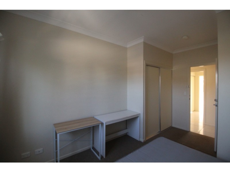 2/58 Kate Street, Woody Point QLD 4019