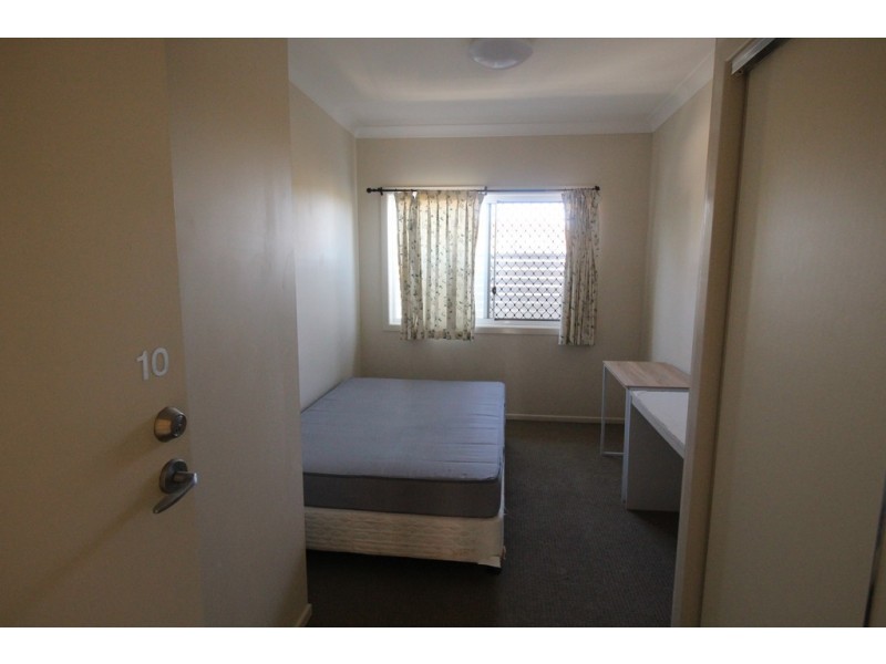 2/58 Kate Street, Woody Point QLD 4019