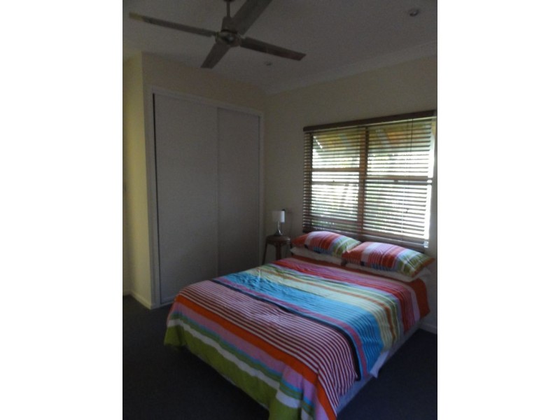 2 Brennan Road, Scarborough QLD 4020