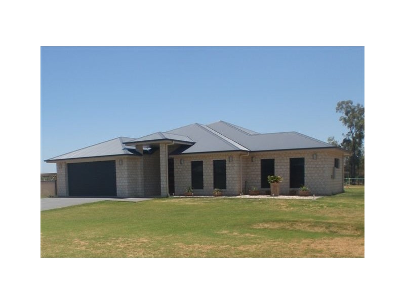 41 Daisy Street, Miles QLD 4415
