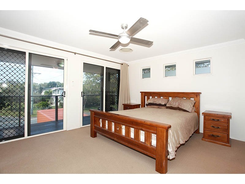 27b Roma Street, Scarborough QLD 4020