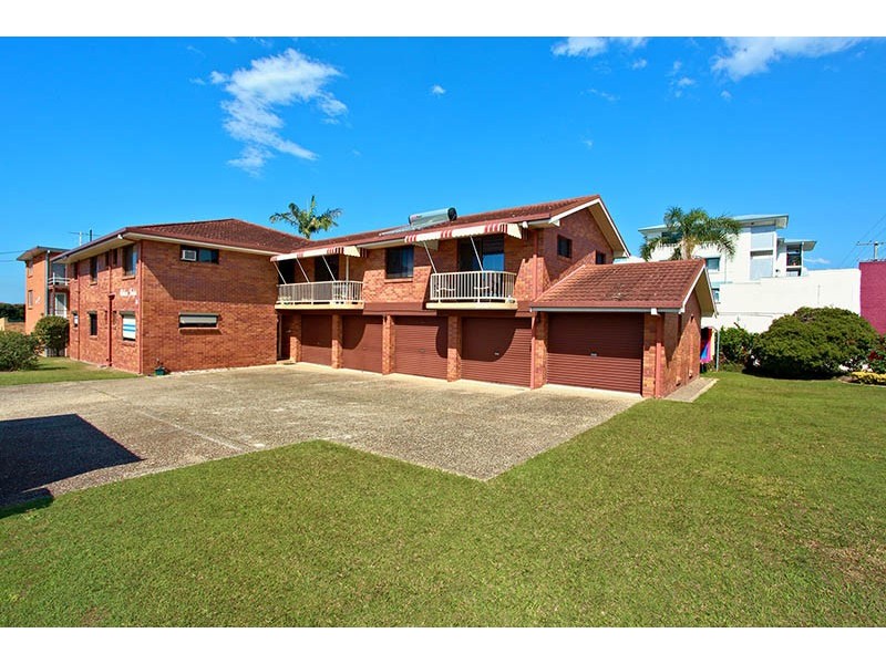 2/13 Meredith Street, Redcliffe QLD 4020