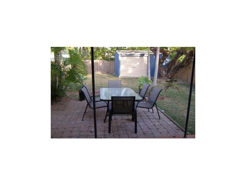 8 Donald Street, Woody Point QLD 4019