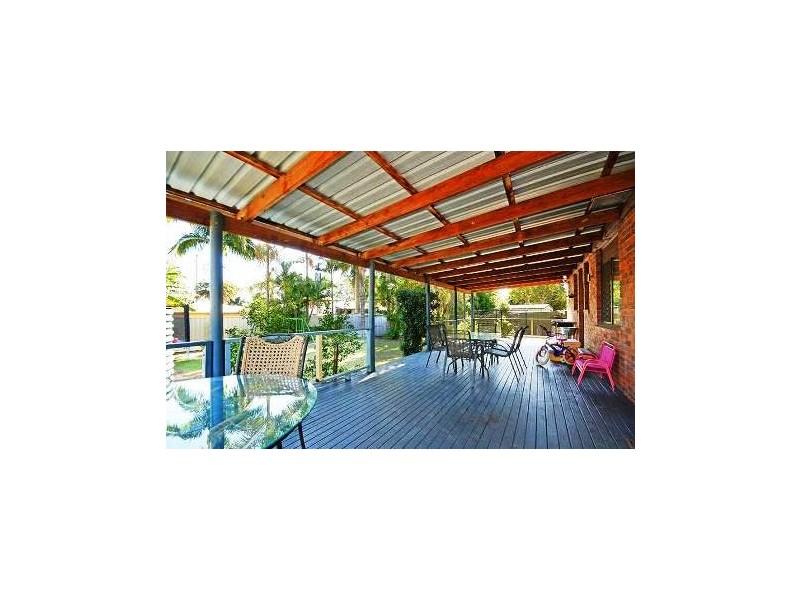 22 Pamphlett Street, Rothwell QLD 4022