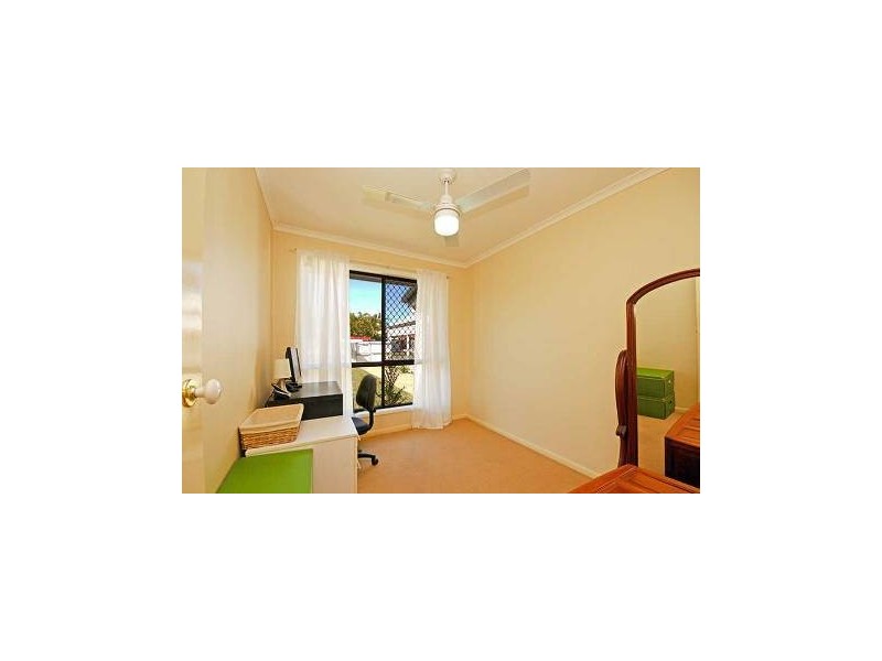 22 Pamphlett Street, Rothwell QLD 4022