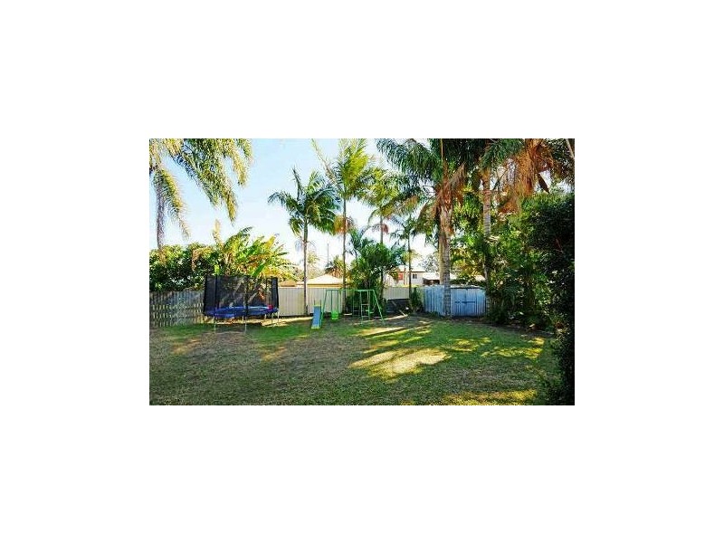 22 Pamphlett Street, Rothwell QLD 4022