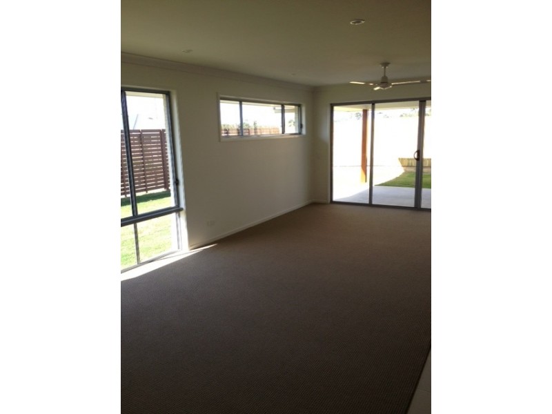 32 Glengrove Circuit, Mango Hill QLD 4509