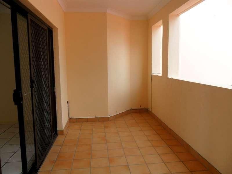 7/2-4 Henry Street, Redcliffe QLD 4020