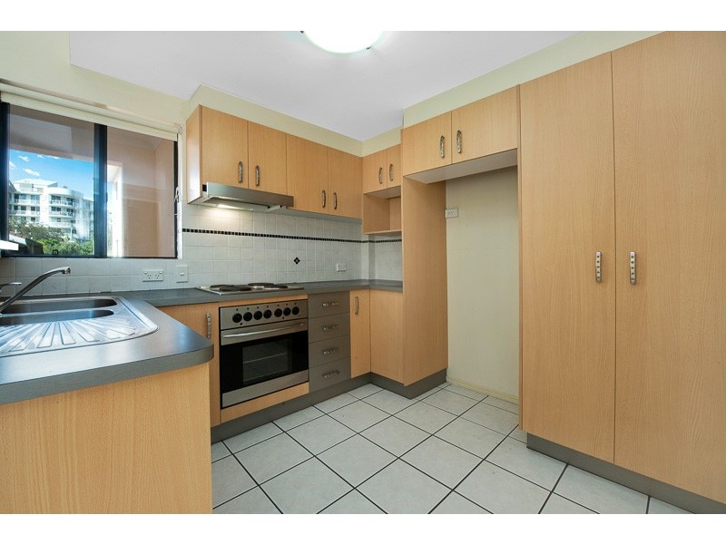 7/2-4 Henry Street, Redcliffe QLD 4020