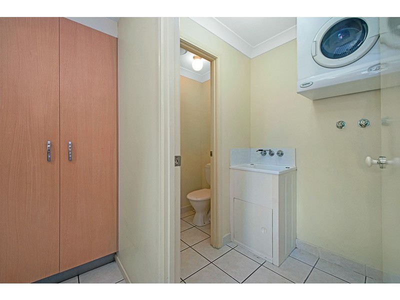 7/2-4 Henry Street, Redcliffe QLD 4020