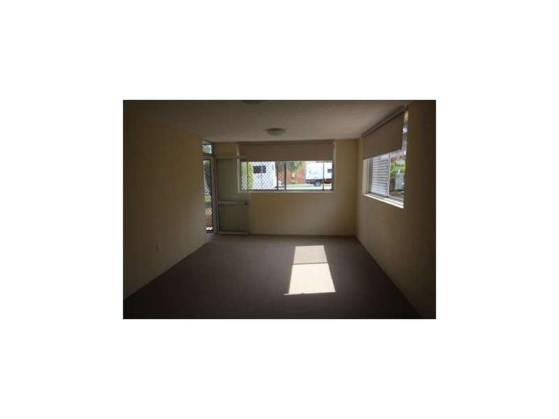 1/14-16 Meredith Street, Redcliffe QLD 4020