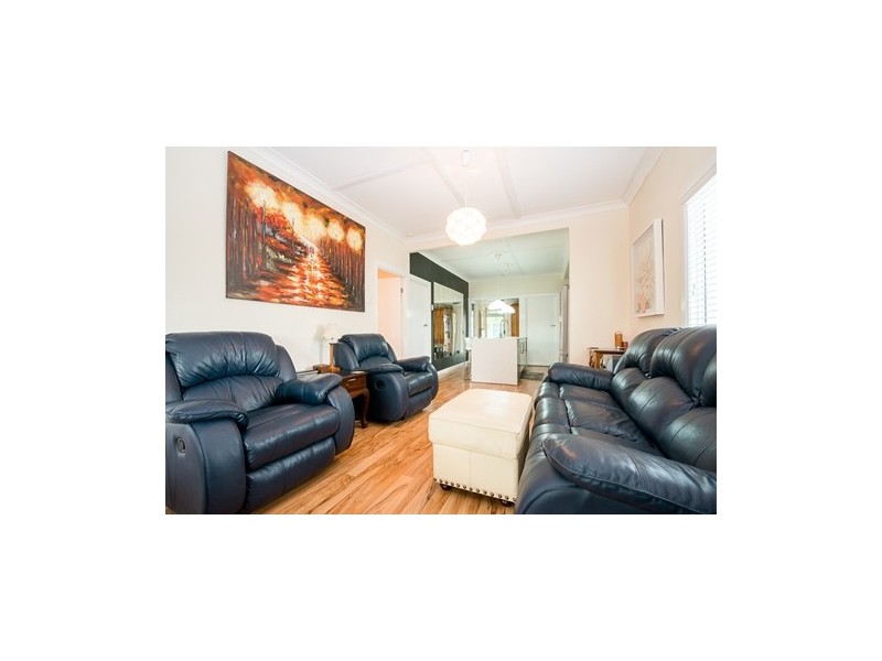 63 Thomas Street, Clontarf QLD 4019