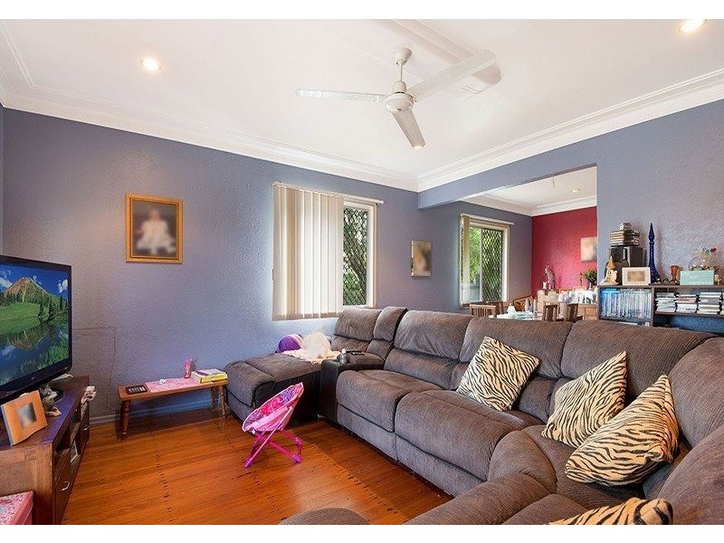 28 Chatham Street, Margate QLD 4019